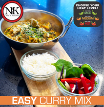 Load image into Gallery viewer, Naz&#39;s Kitchen - Easy Curry Mix
