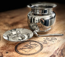 Load image into Gallery viewer, Naz&#39;s Kitchen Ghee Pot
